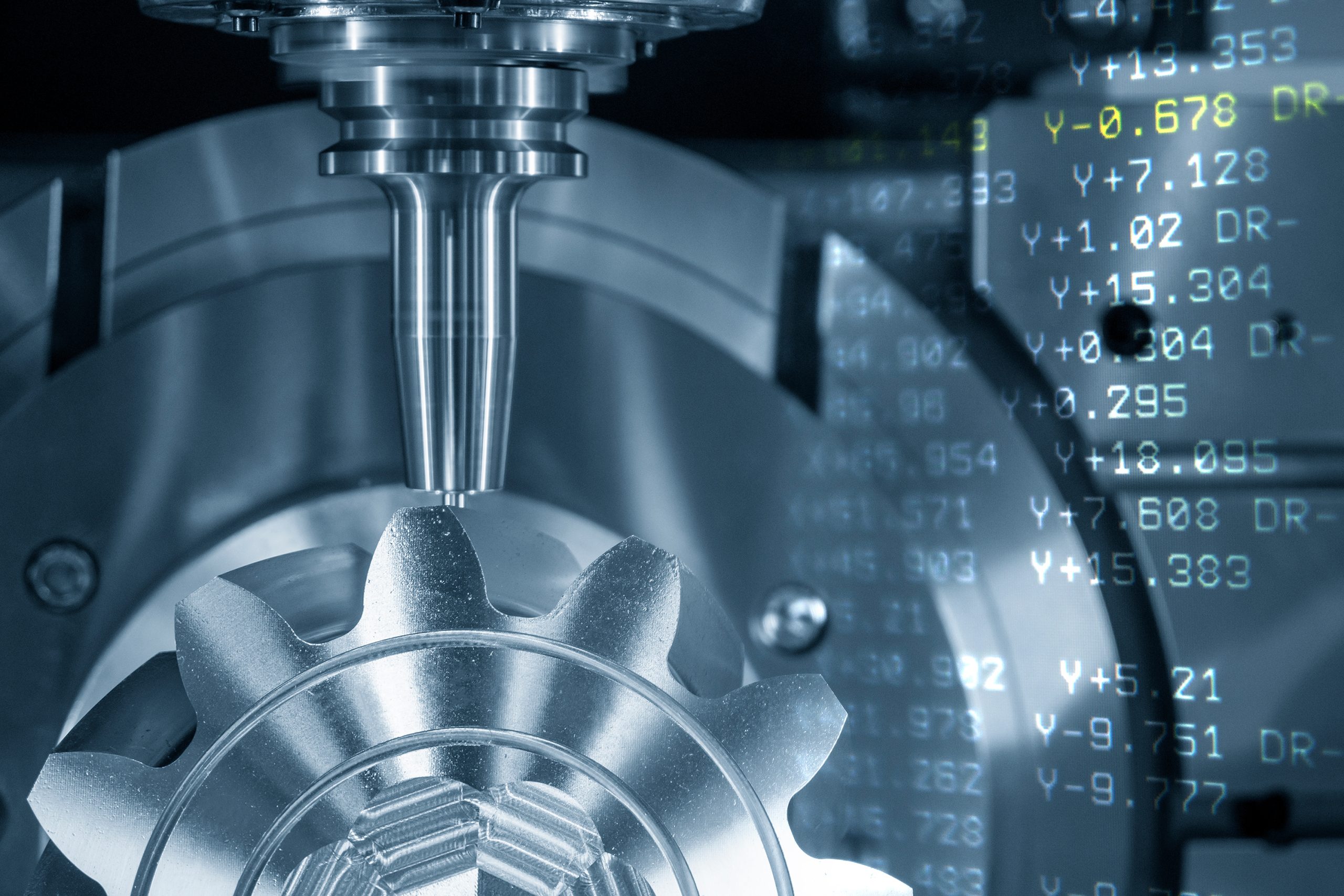 加工機は軸数でどう変わる？